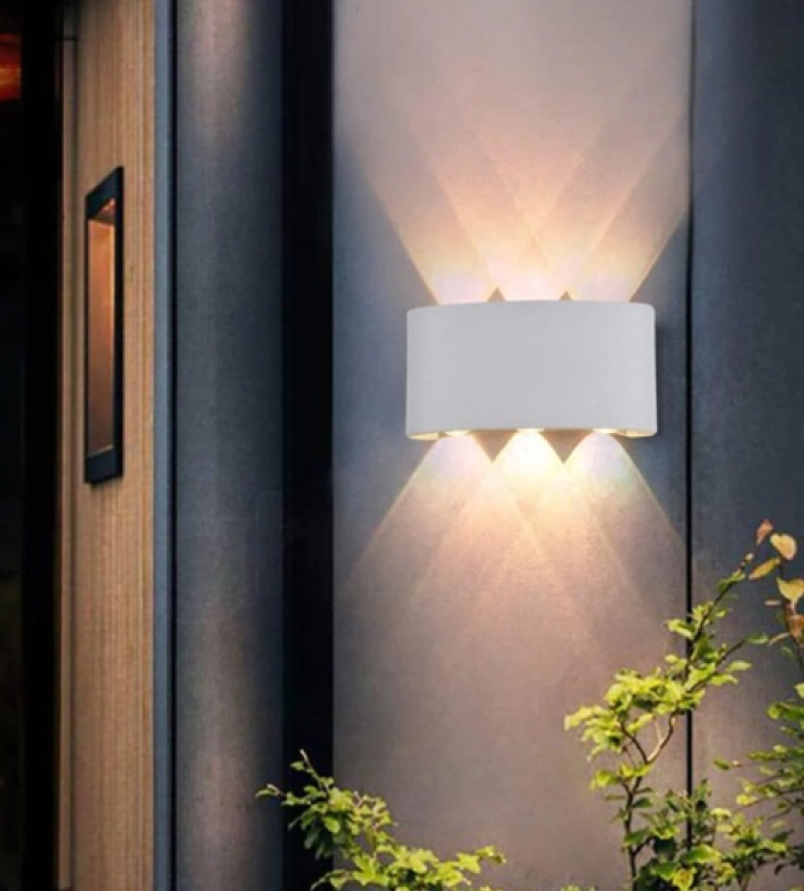 Arandela 6W branca e preta 3 fachos quente 3000K - Imagem 2